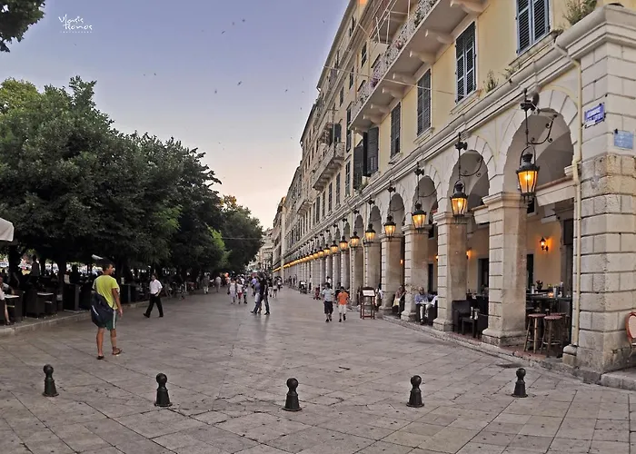 In Corfu Town Apartamento *