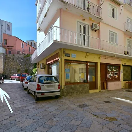 In Corfu Town Apartament *